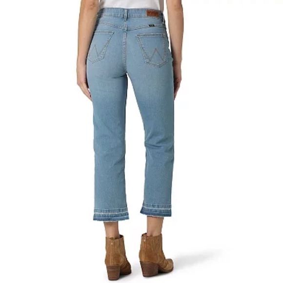 Wrangler Denim - NWT Wrangler High Rise True Straight Crop Jean in Sky Light
